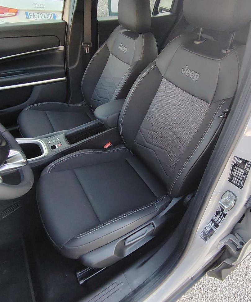 Jeep Avenger full-electric Summit fwd 156cv auto