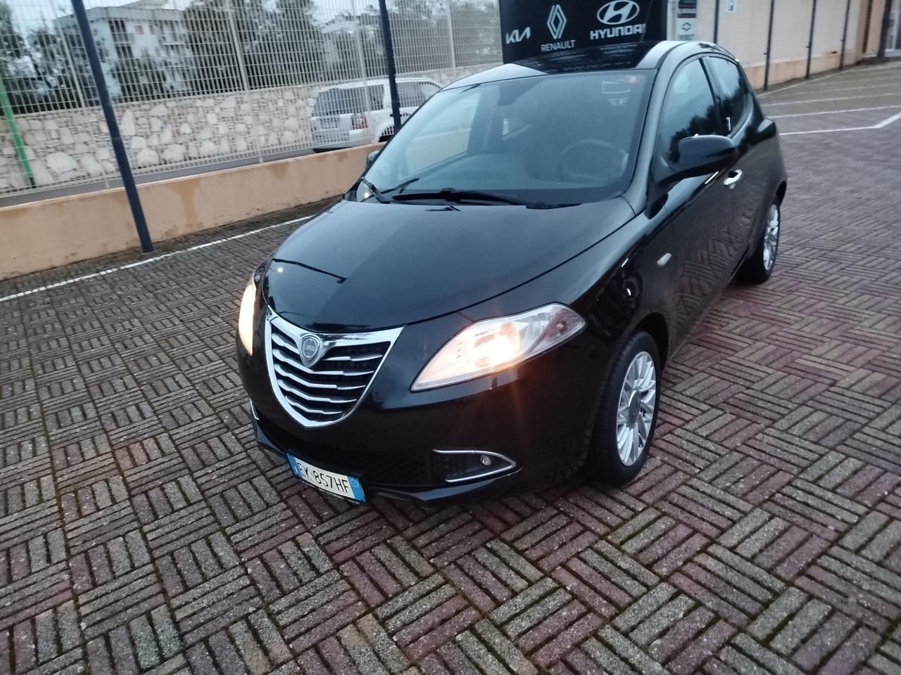 Lancia Ypsilon 1.3 DIESEL MULTIJET 95 CV PLATINUM