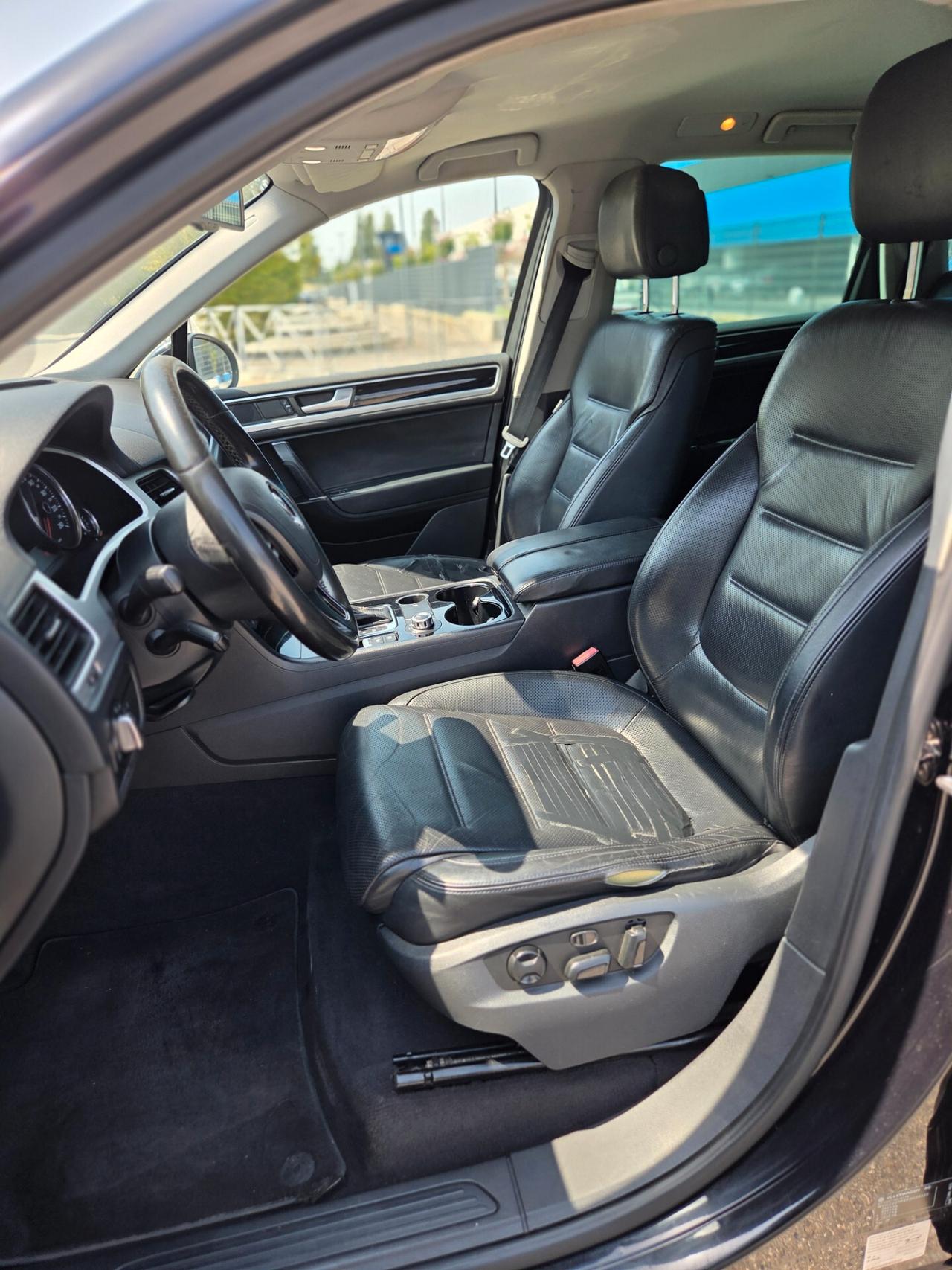 Volkswagen Touareg 3.0 TDI 245 CV tiptronic BlueMotion Techn. Executive