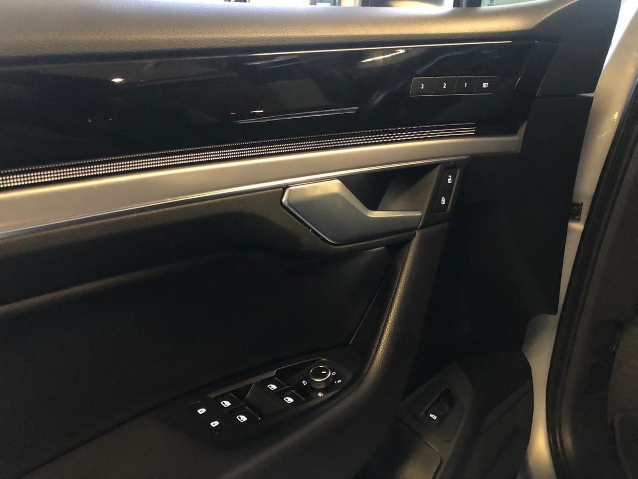 Volkswagen Touareg 3.0 V6 TDI SCR Advanced