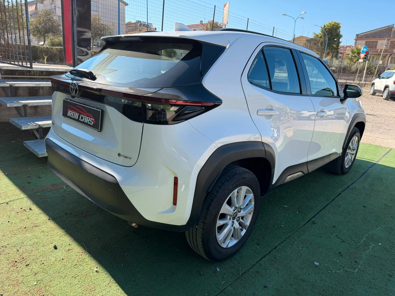 Toyota Yaris Cross AUTO USATA IN PERFETTO ORDINE GENERALE Siamo a disposizione per qualsiasi prova previo appuntamento.