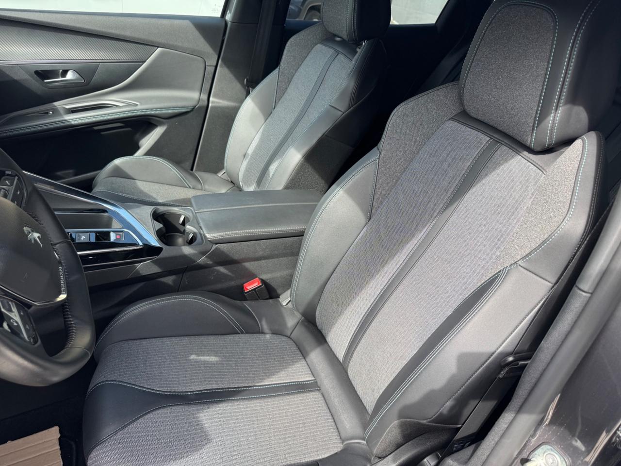 Peugeot 3008 BlueHDi 130 S&S EAT8 Allure Pack