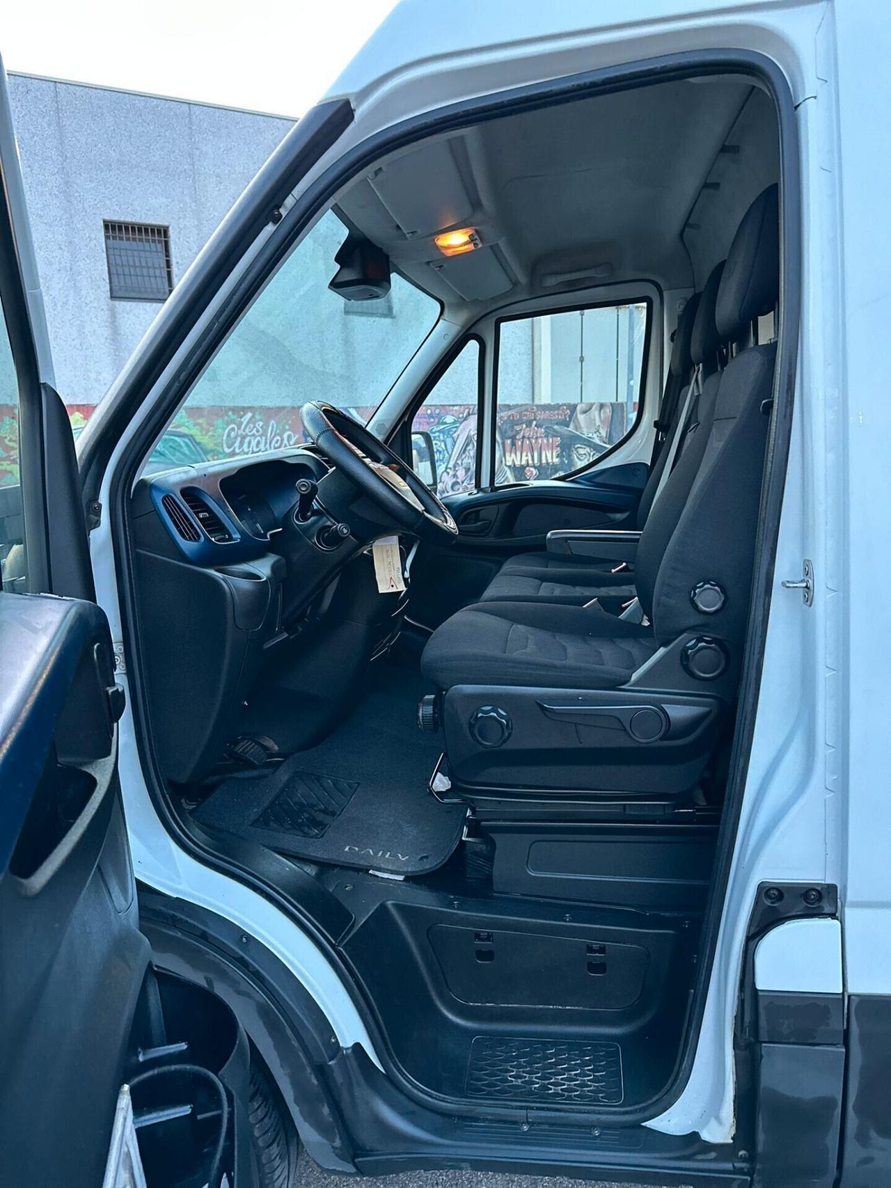 IVECO DAILY ANNO 12/2017 SUPER PREZZO!