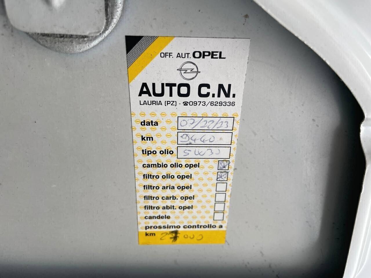Chevrolet Aveo 1.2 - Clima & Cruise Control