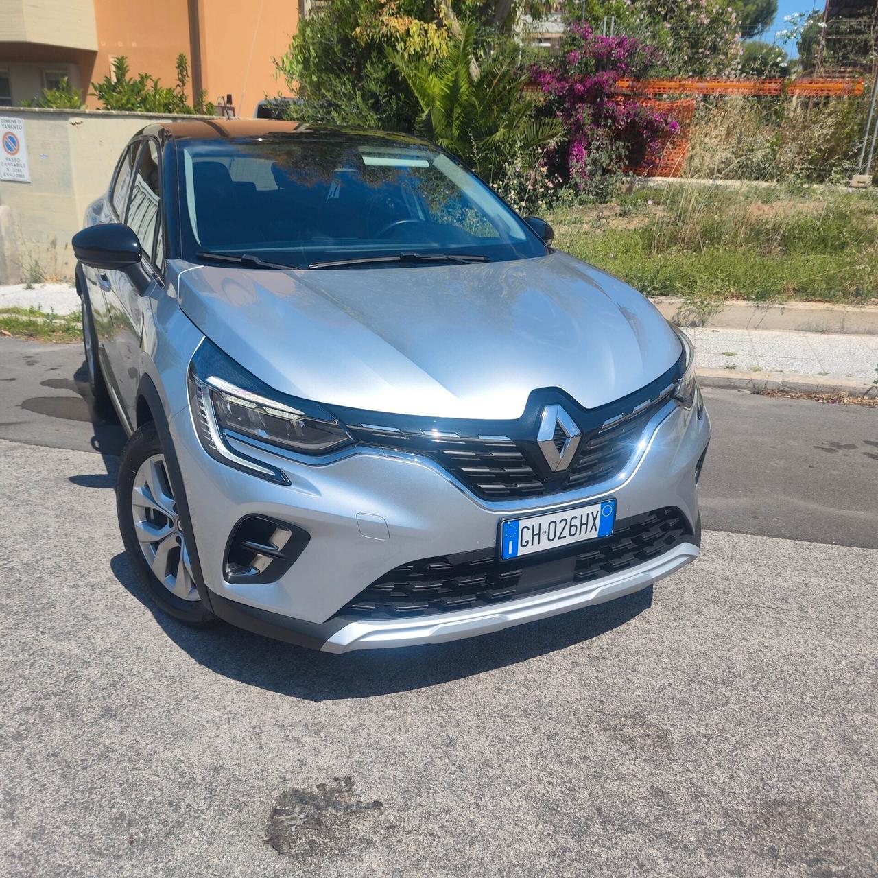 Renault Captur Mild Hybrid 140 CV Intens