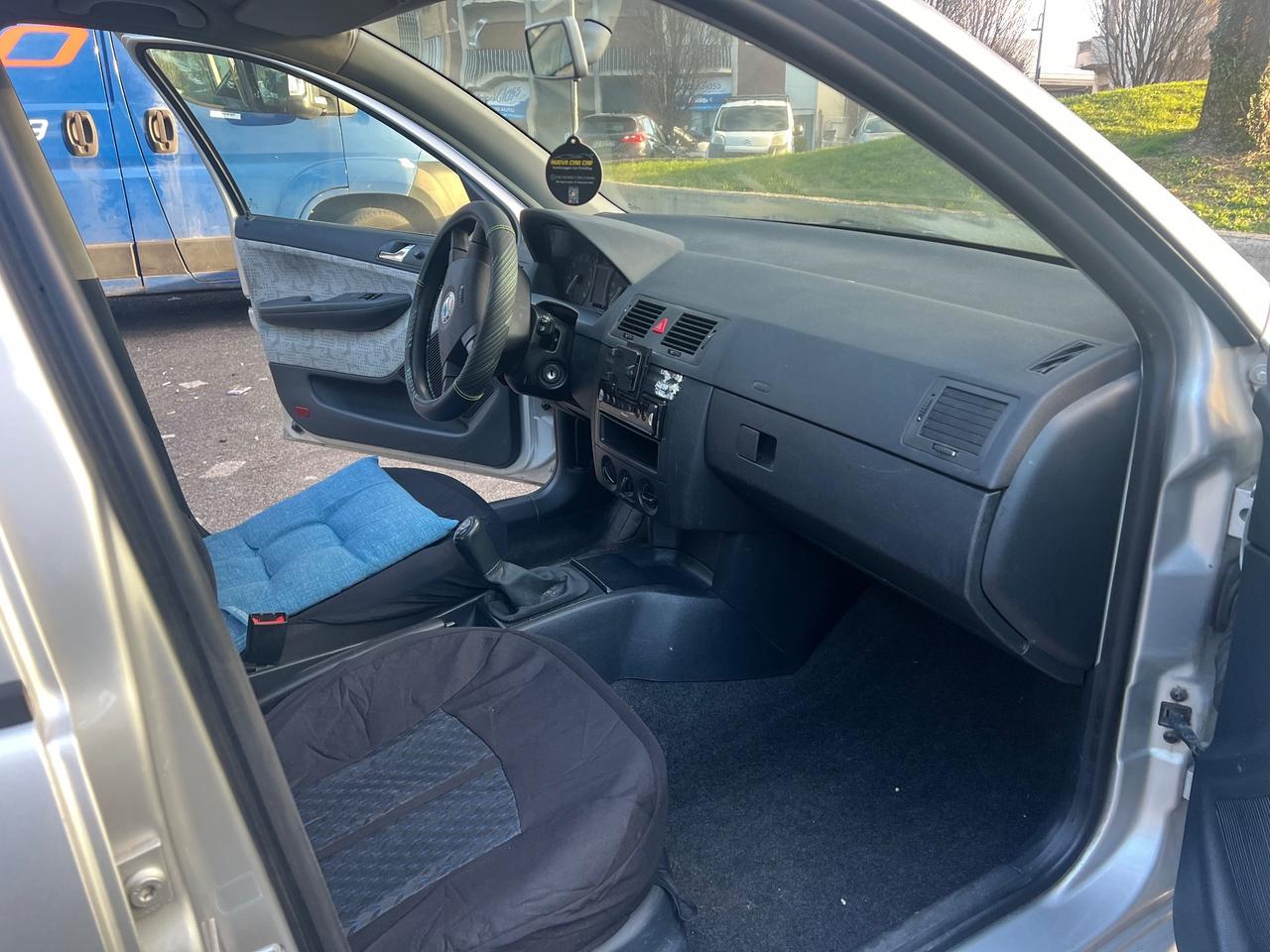 Skoda Fabia 1.2 12V 70CV 5p. Style