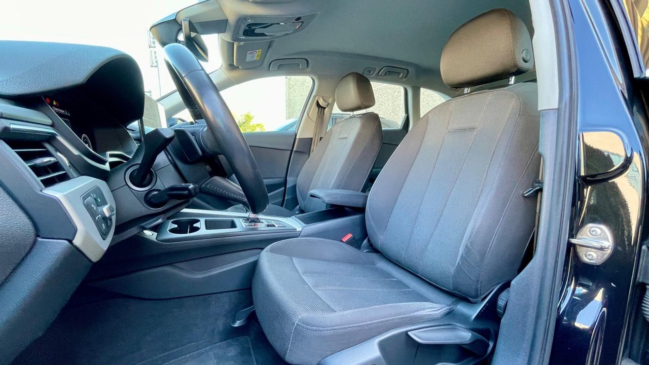 Audi A4 Avant 35 TDI/163 CV S tronic Advanced LED COCKPIT
