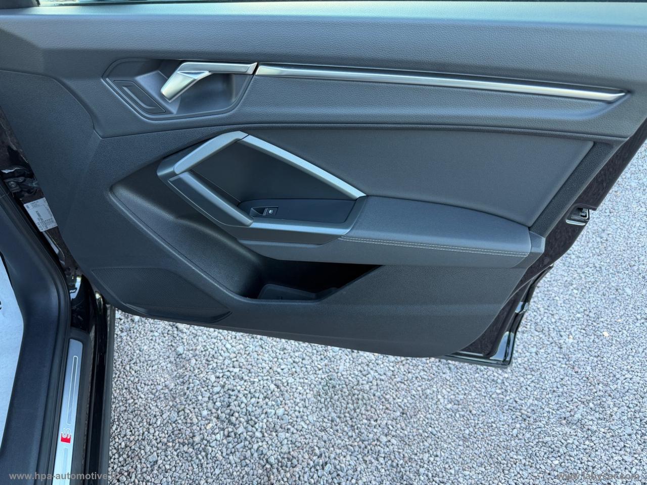 AUDI Q3 SPORTBACK 2.0TDI S-line NAVI FULL LED RETROCAMERA 360