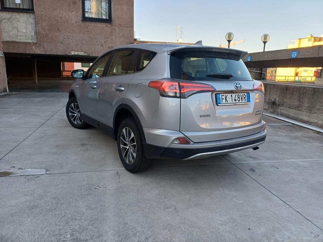 Toyota RAV 4 RAV4 2.5 Hybrid 2WD Style
