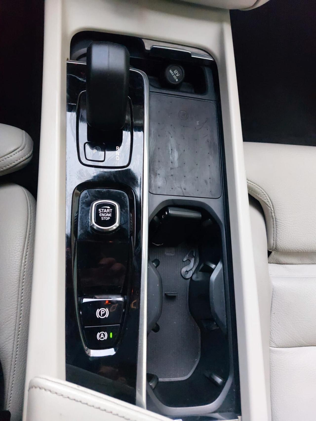 Volvo XC 60 XC60 2.0 b4 Plus Bright awd auto