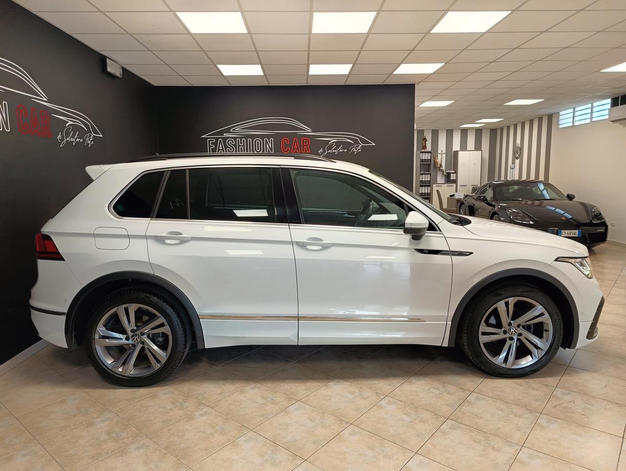 Volkswagen Tiguan 2.0 TDI 150 CV SCR DSG R-Line