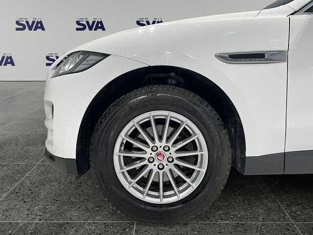 Jaguar F-PACE 180cv - Pure
