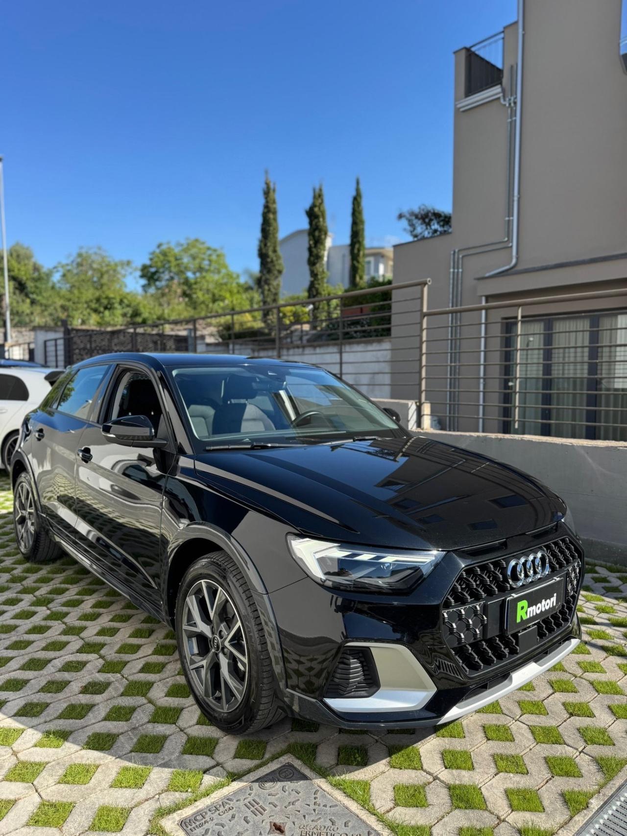Audi A1 citycarver 30 TFSI S tronic