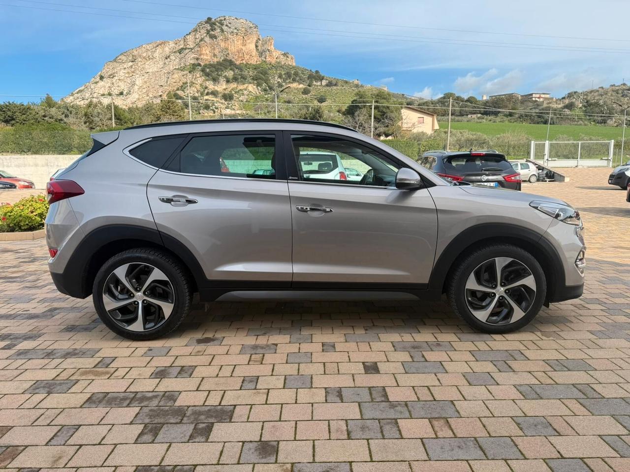 Hyundai Tucson 1.7 CRDi DCT XPossible