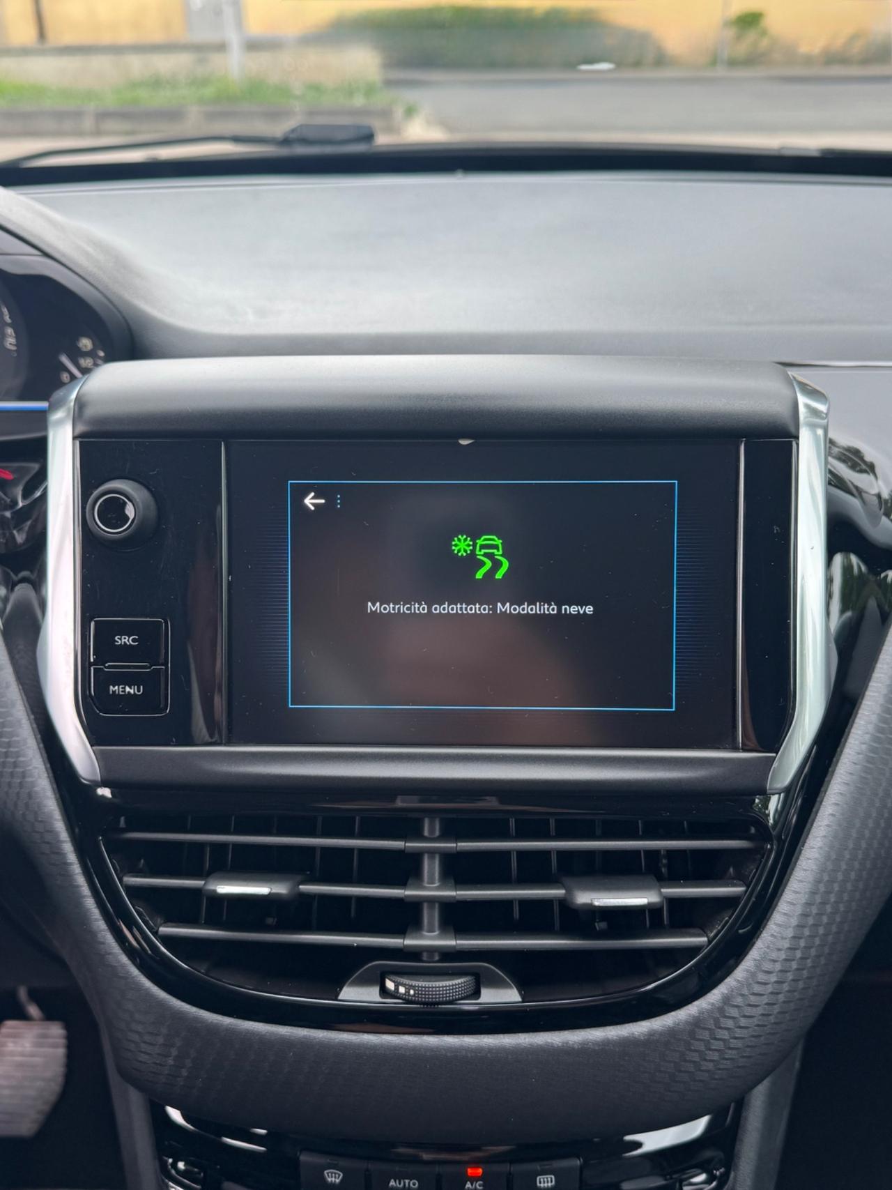 Peugeot 2008 1.5 hdi SOLO 59.000 KM/ALLURE