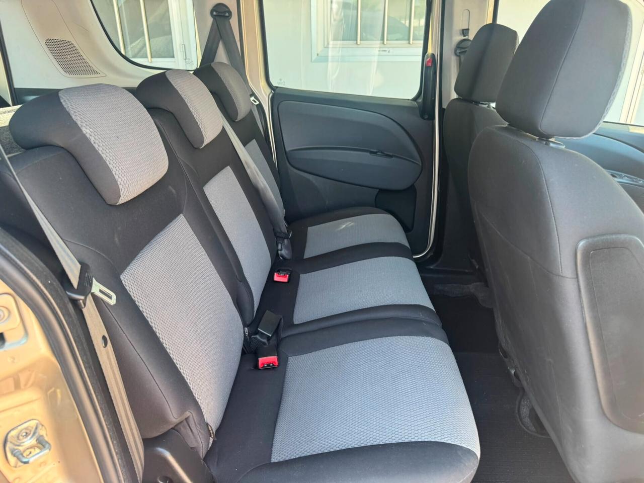 Fiat Doblo 1.4 T-Jet Natural Power GANCIO TRAINO