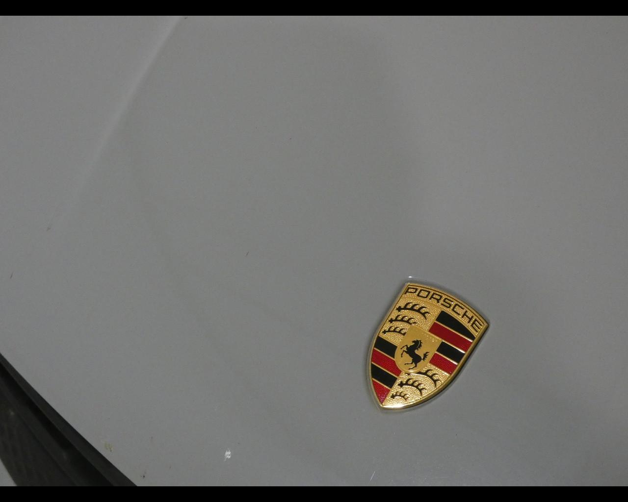 PORSCHE Macan - 2.0