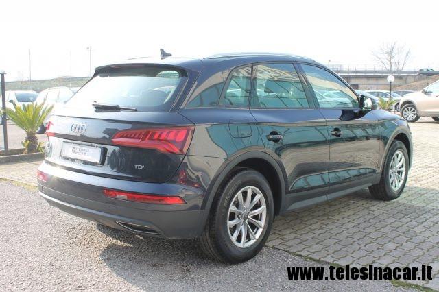AUDI Q5 2.0 TDI 150 CV Business