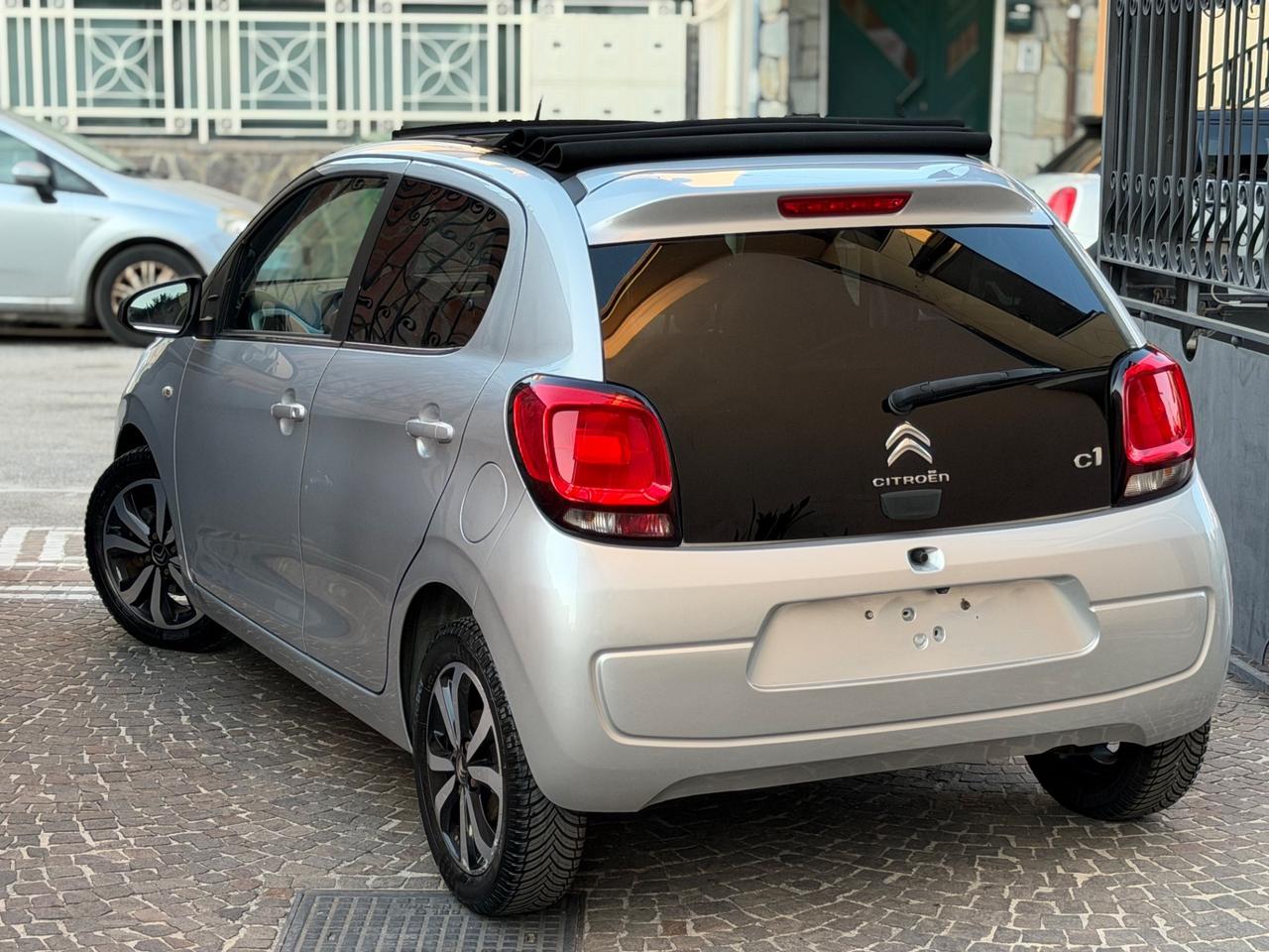 Citroen C1 PureTech 82 5 porte Shine
