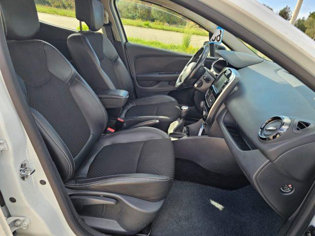 RENAULT Clio 1.5 dCi 8V 75 CV 5 porte Moschino AUTOCARRO N1