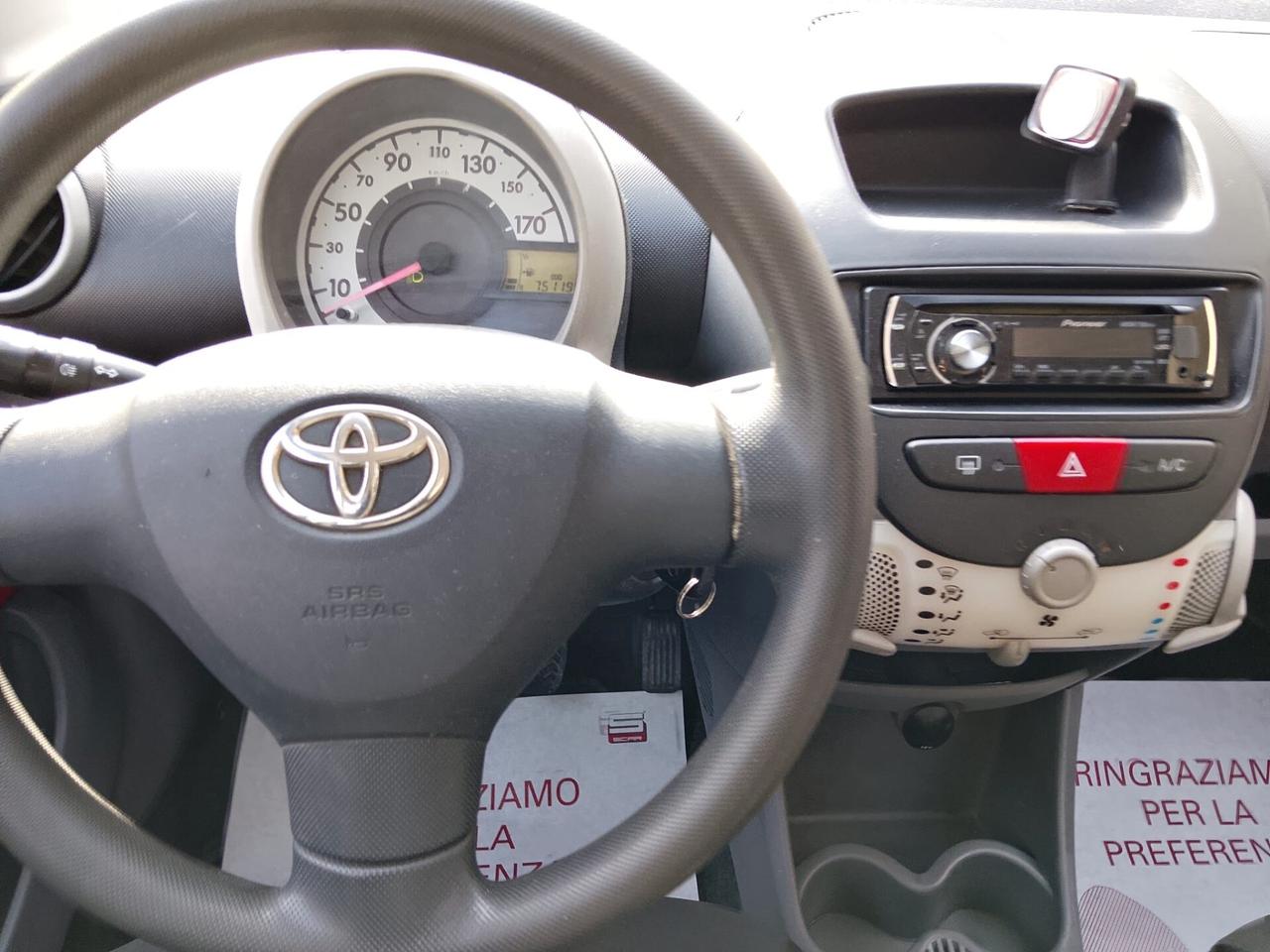 Toyota Aygo 1.0 Now 2010 PROMO PROMO PROMO
