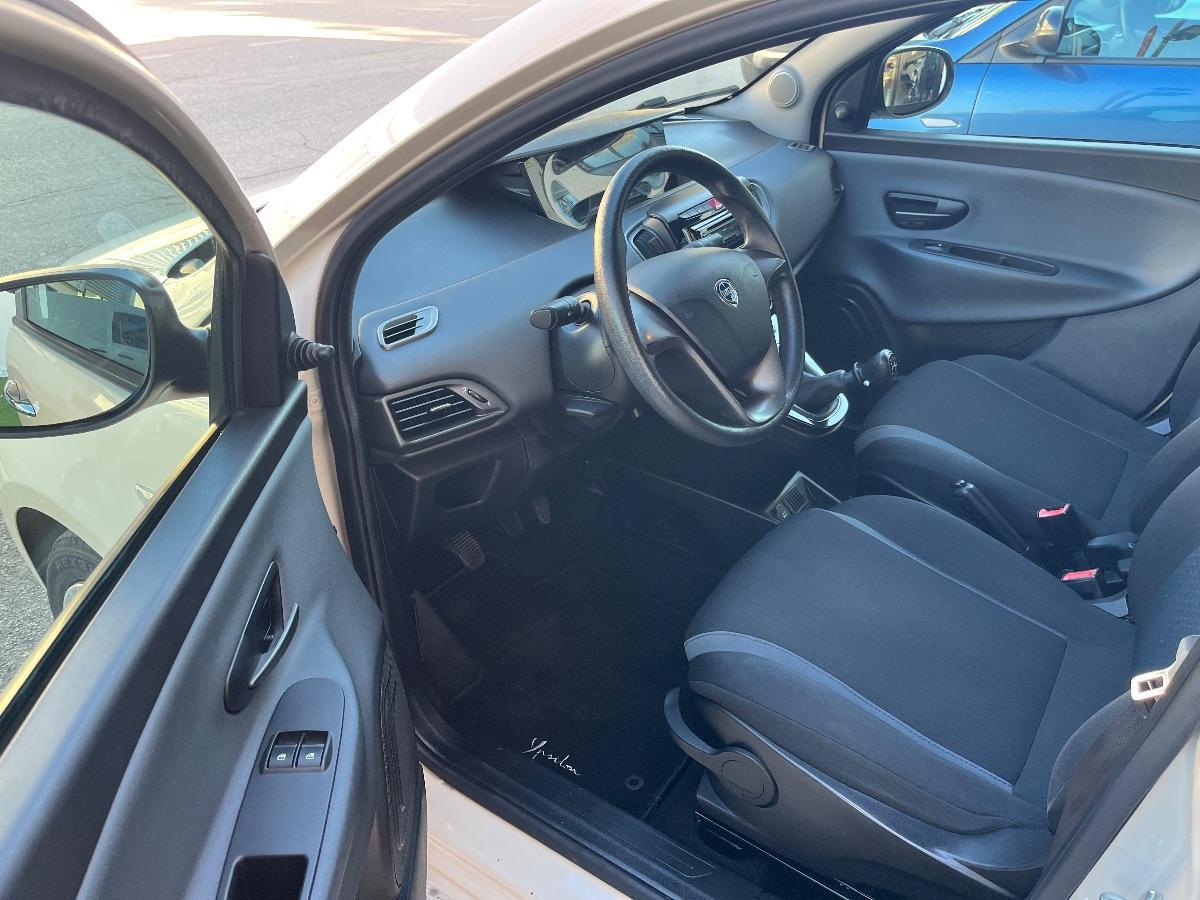 LANCIA Ypsilon 1.2 69 CV 5p. VENDUTA