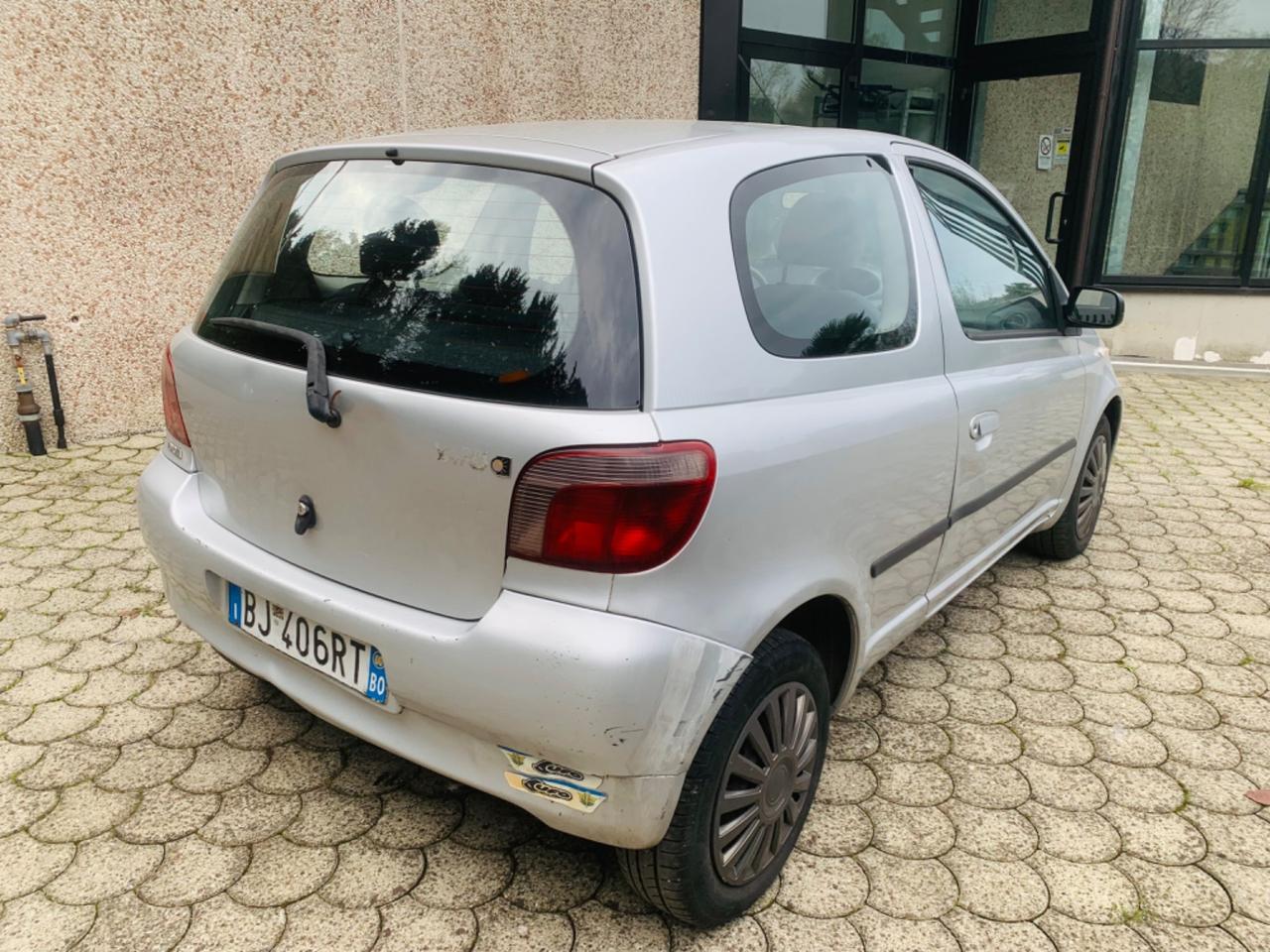 Toyota Yaris 1,0 benzina