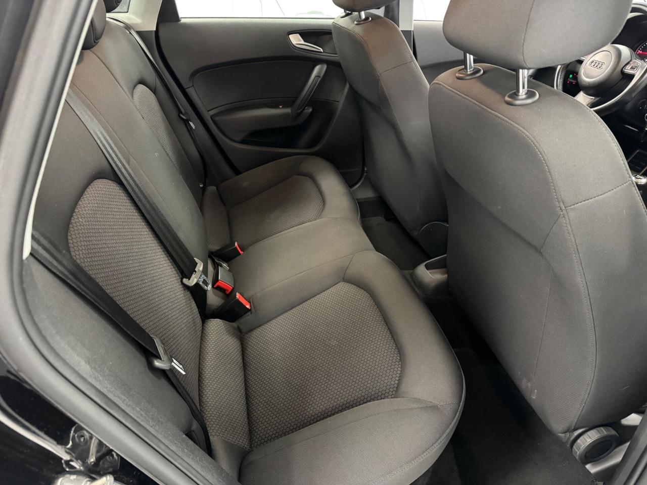 Audi A1 SPB 1.4 TDI S-LINE