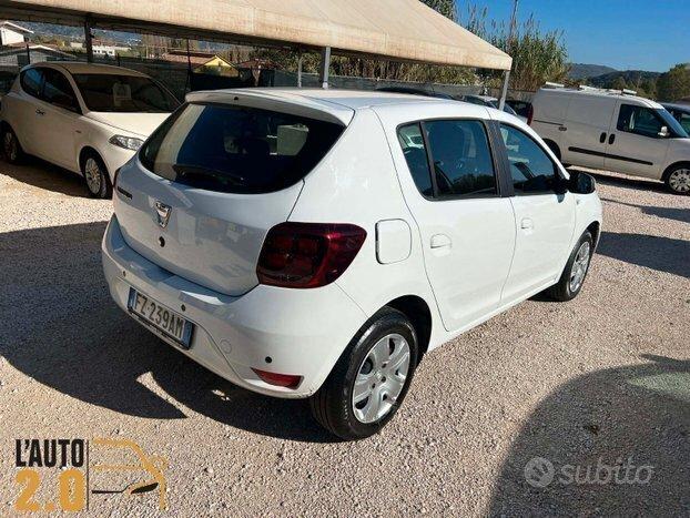 Dacia Sandero LAURATE