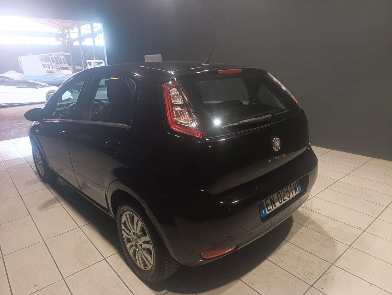Fiat Grande Punto del 2012 benzina 120.000 km