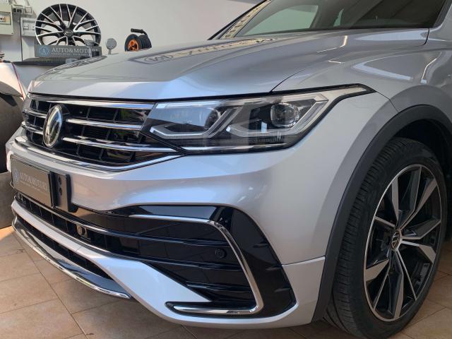 Volkswagen Tiguan Tiguan 1.5 tsi R-Line 150cv dsg IVA ESPOSTA