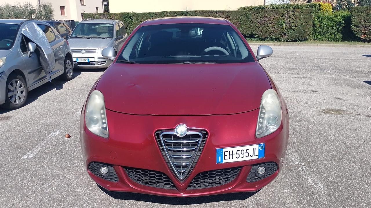 Alfa Romeo Giulietta 2.0 JTDm-2 - 2011