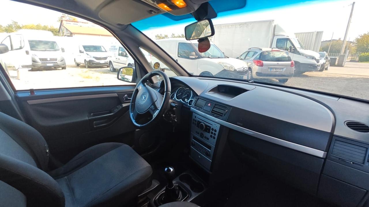 Opel Meriva 1.6 16V Cosmo