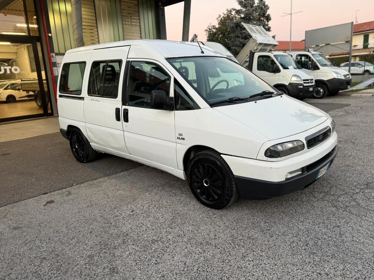 Scudo 2.0 JTD (94 CV) Combi 8 posti