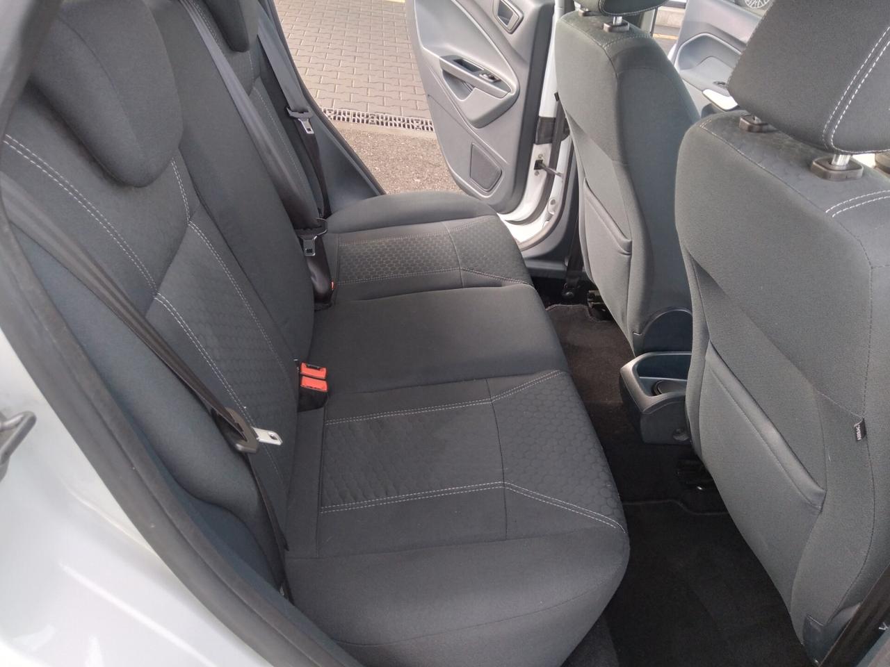 Ford Fiesta 1.2 82 CV 5 porte Titanium x neopatentati