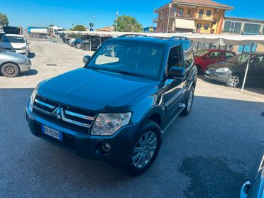Mitsubishi Pajero 3.2 DI-D 16V 3p. Intense