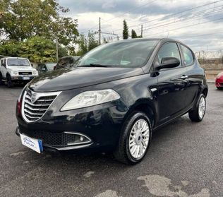 Lancia Ypsilon 0.9 t.air Silver ecochic metano 80cv