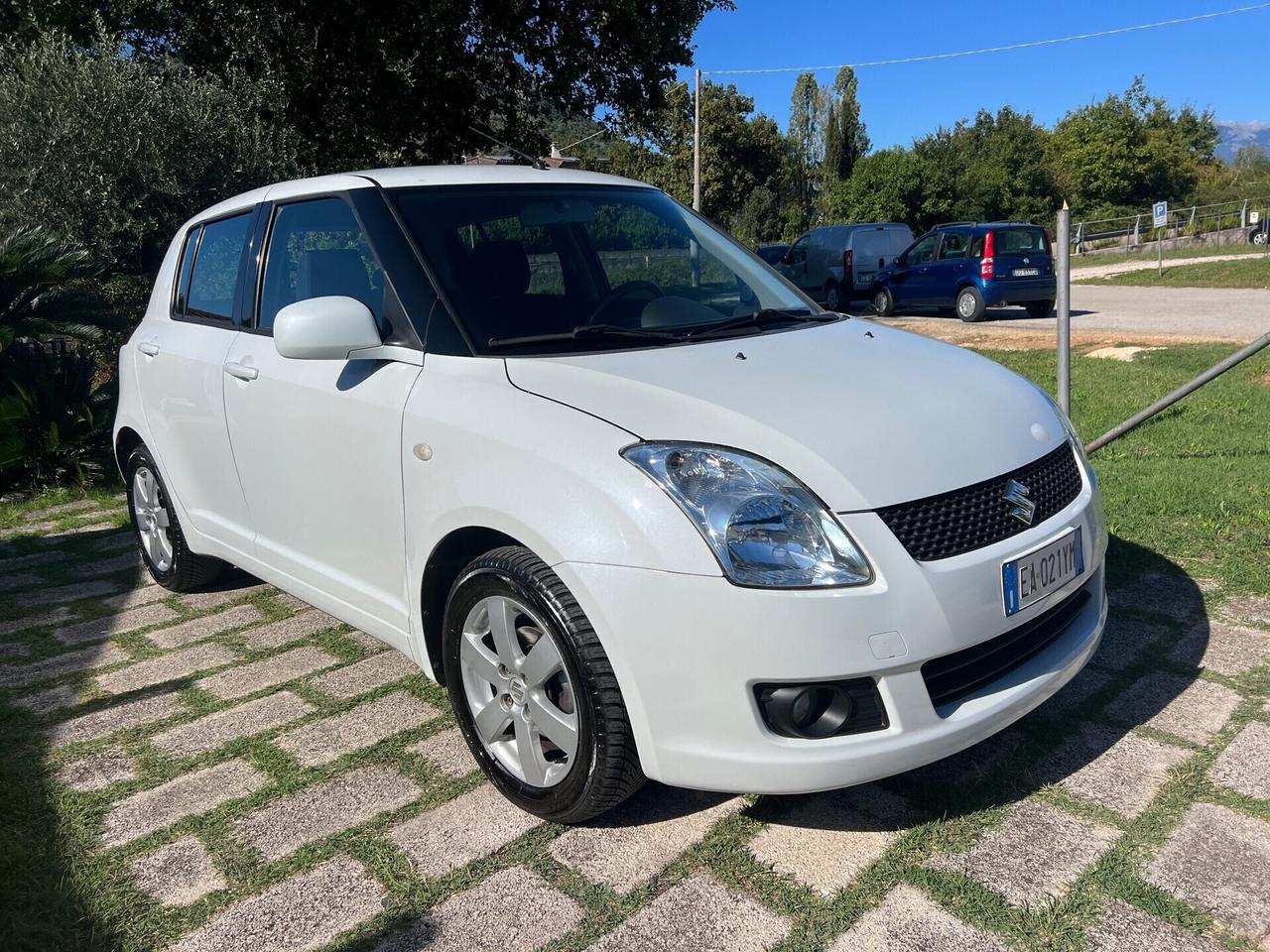 Suzuki Swift 1.3GPL 5p.-2010"UNIPRO PERFETTA"