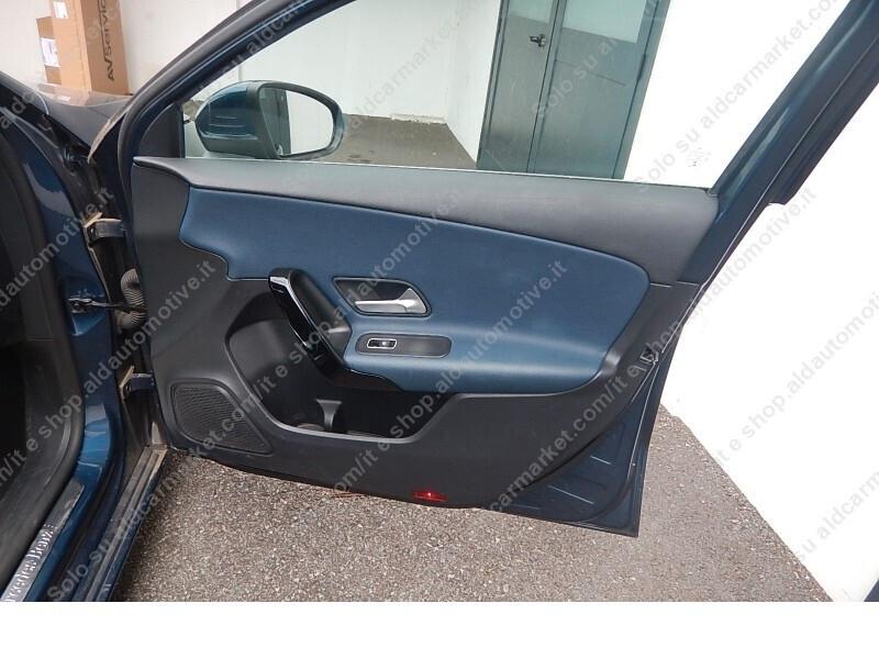 Mercedes-Benz A 180d Autom. *49.000 Km* da VETRINA