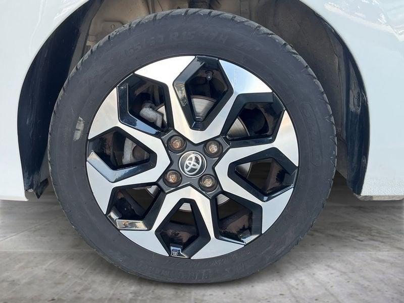 Toyota Aygo Aygo 5p 1.0 x-play m-mt 72cv