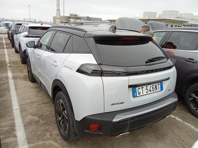 Peugeot 2008 PureTech 130 S&S EAT8 GT