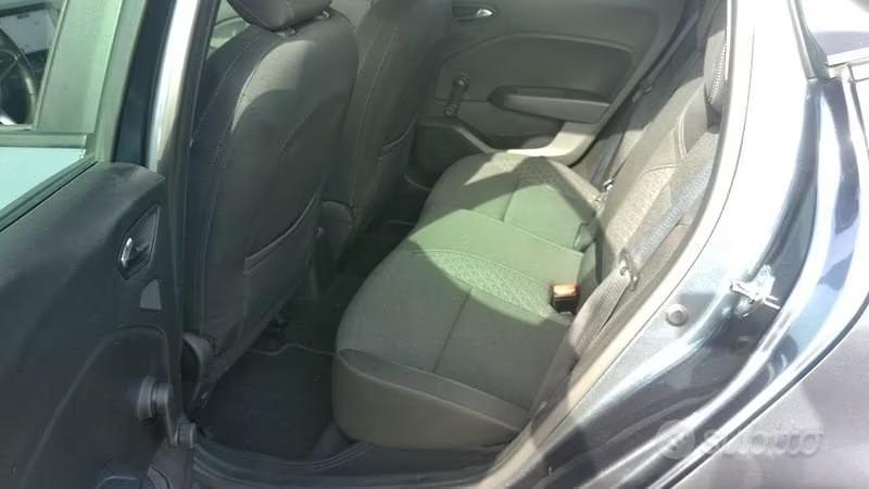 Renault Clio 1.0 TCE 100cv Business