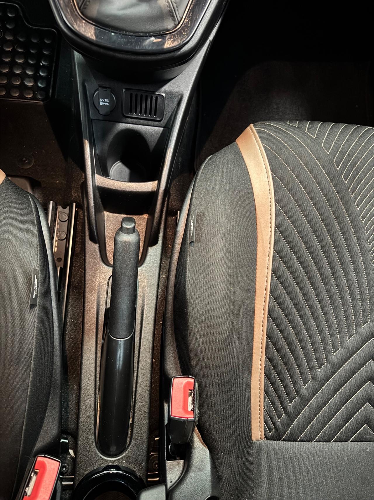 Lancia Ypsilon 1.0 FireFly 5 porte S&S Hybrid Alberta Ferretti