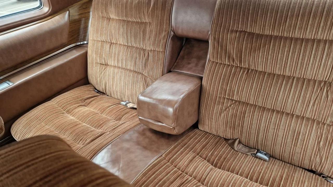 Cadillac Deville 1975