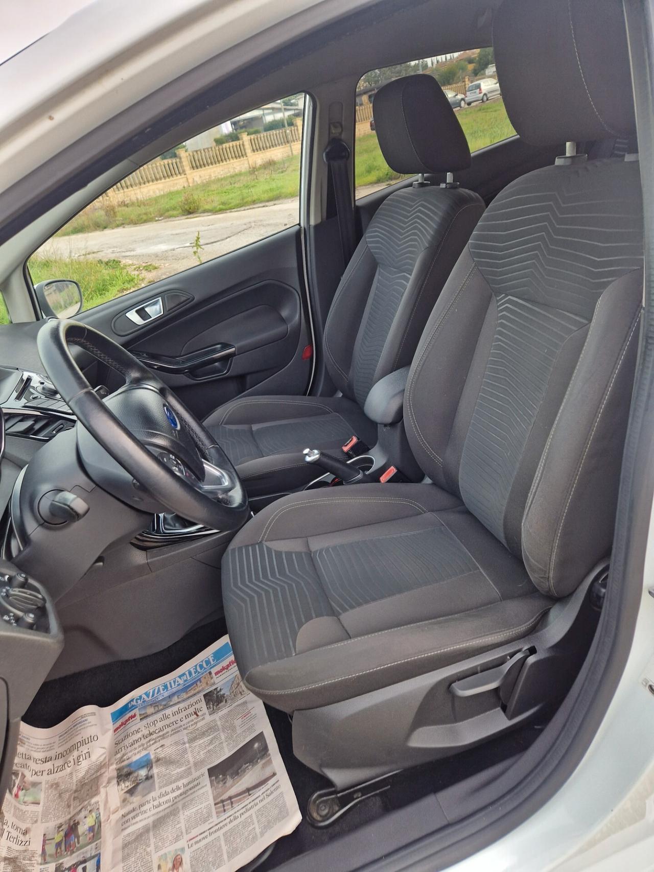 Ford Fiesta 1.4 5p. Bz.- GPL Titanium