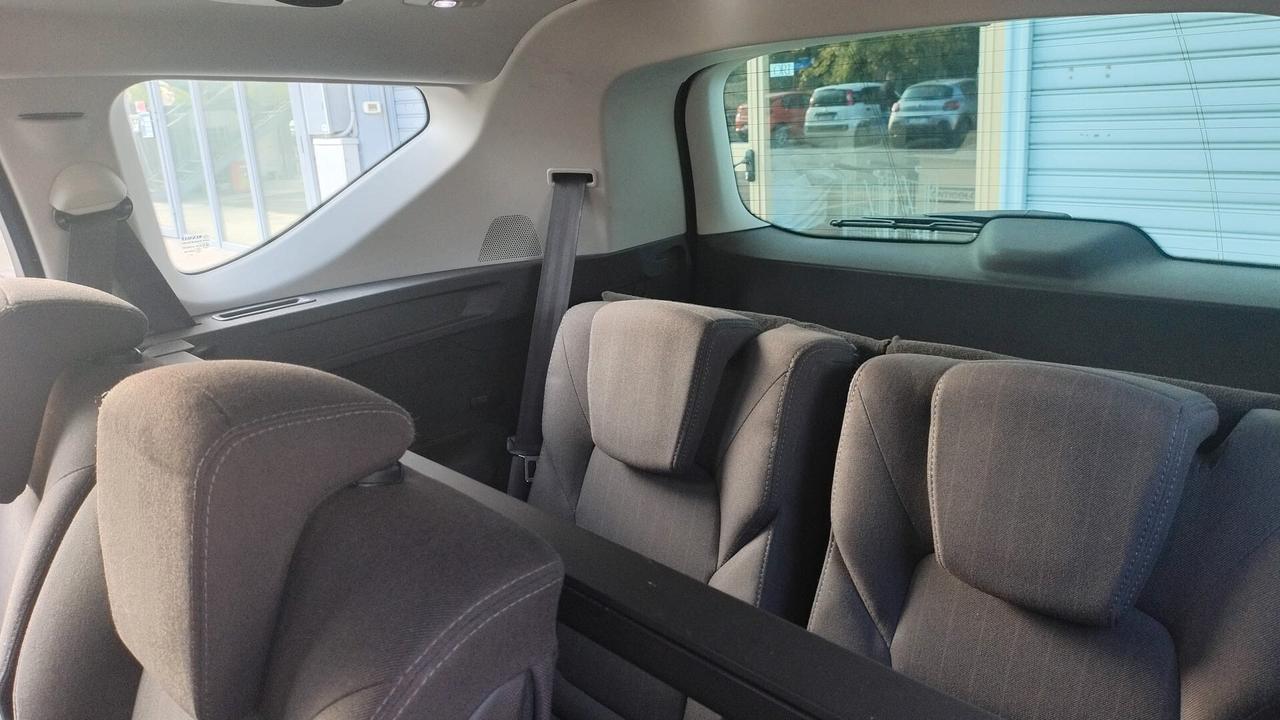 Renault Espace 7 posti