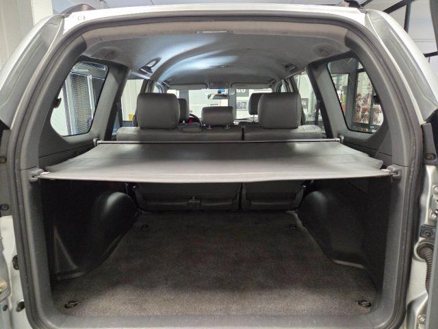 TOYOTA Land Cruiser 3.0 D-4D 16V CAMBIO MANUALE