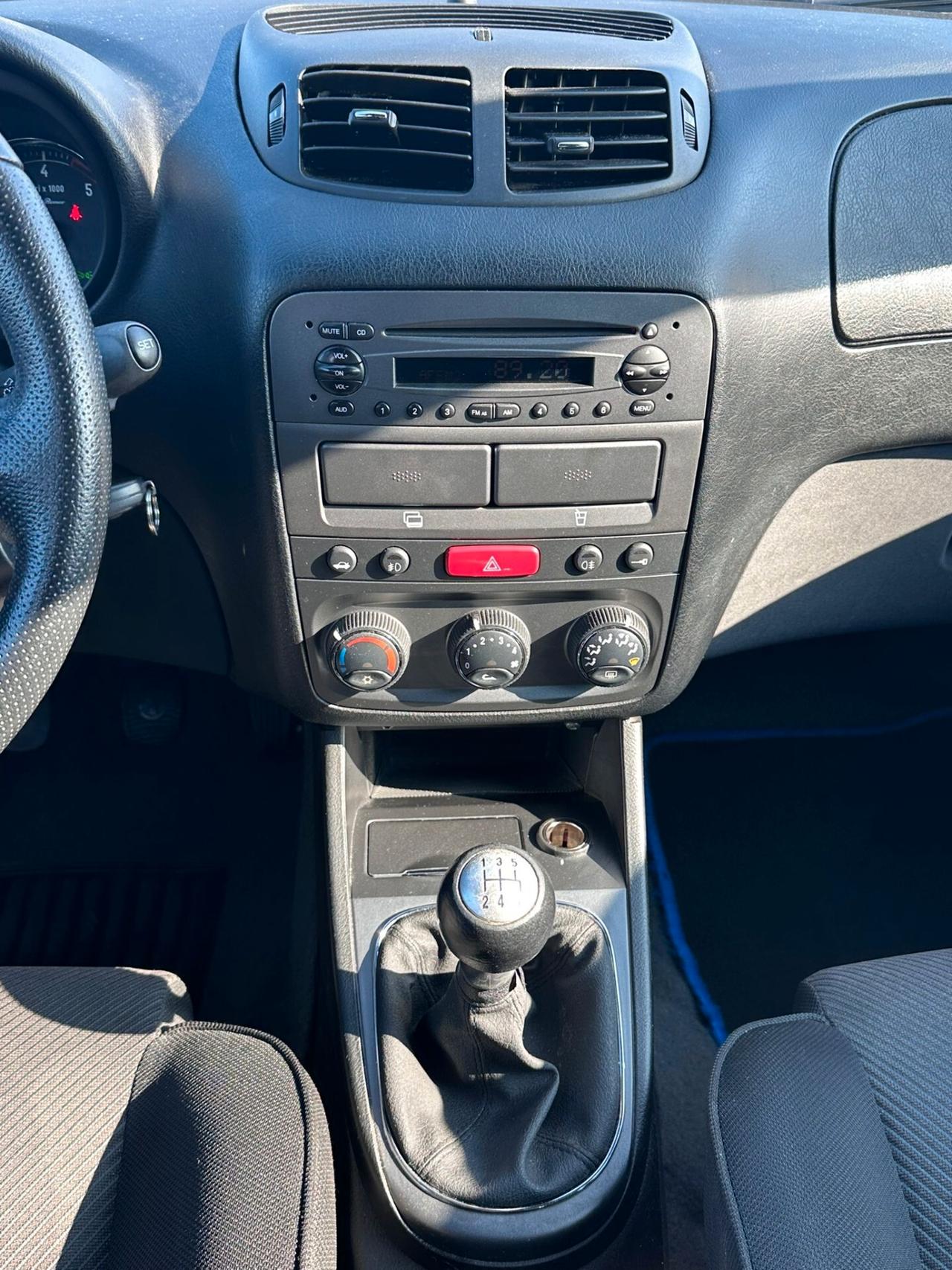 Alfa Romeo 147 1.9 JTD (120) 5 porte Progression