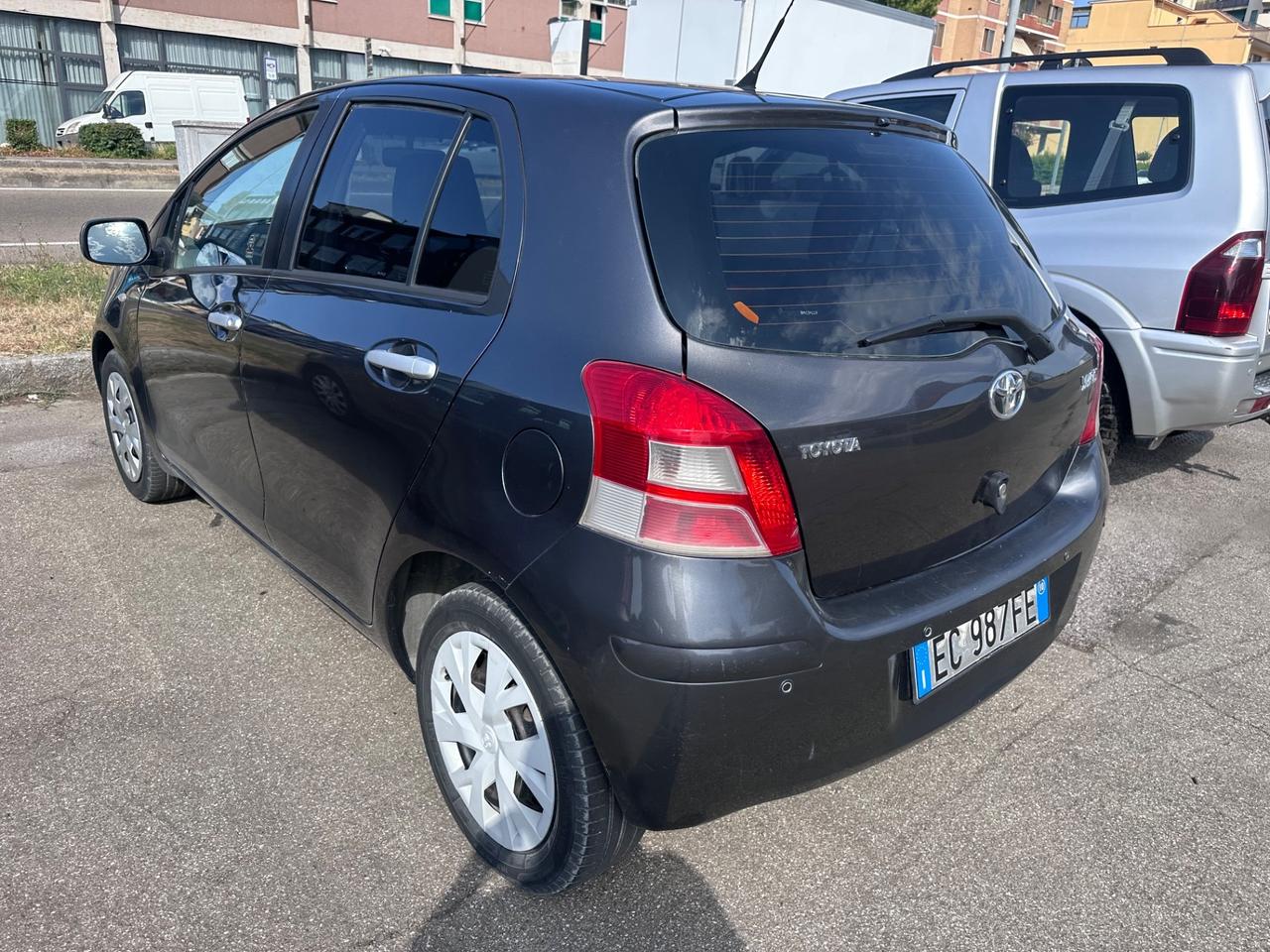 Toyota Yaris 1.3 5 porte Sol