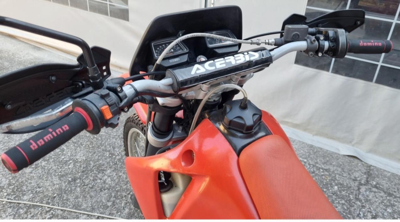 MOTO Aprilia RX 50 cc,ENDURO, REVISIONATA,TUTTO ORIGINALE,CON LIBRETTO